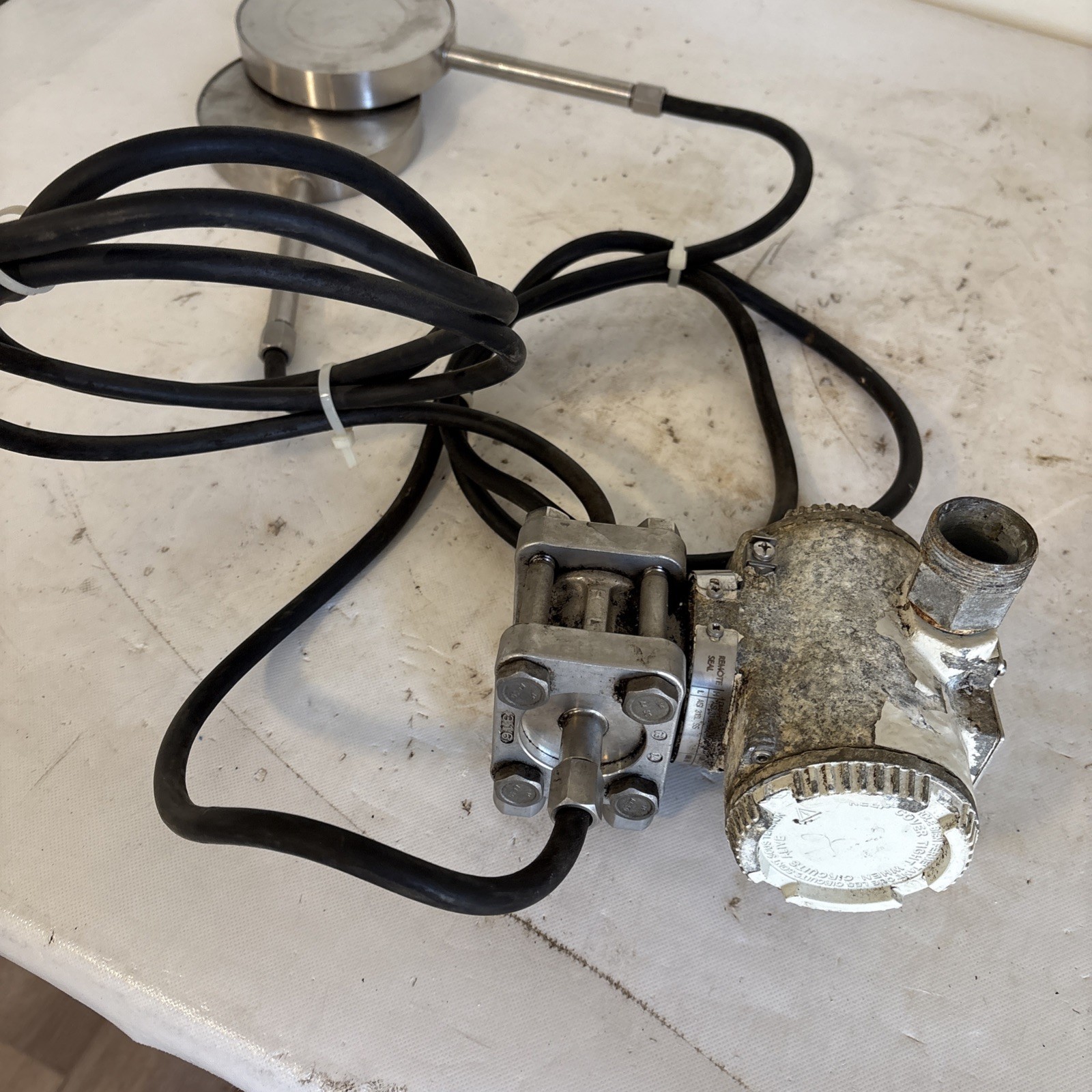Hart 264DRFSRRRA1 Pressure Transmitter With Stainless Steel Sensors