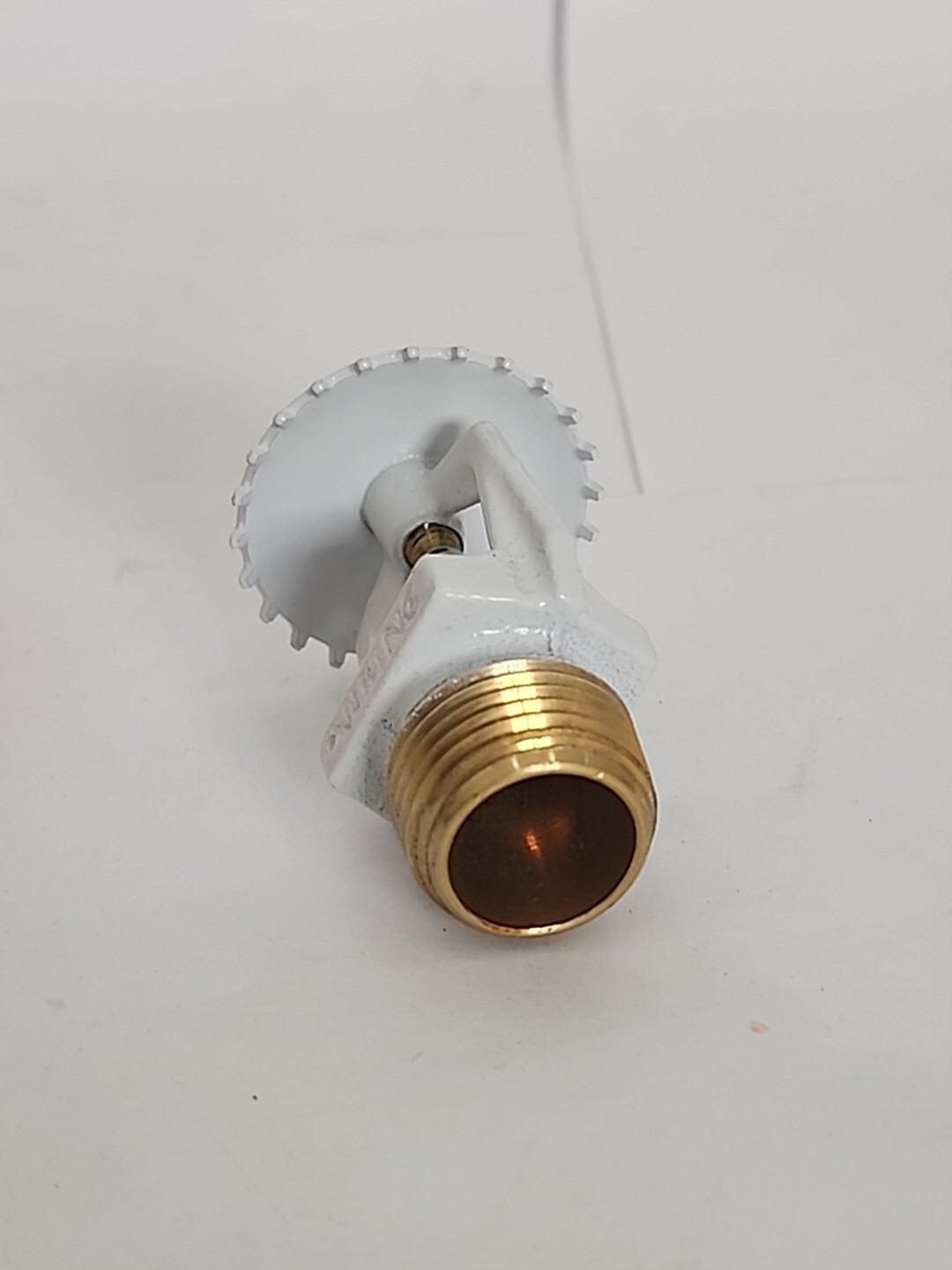 Viking M 06 Upright Fire Sprinkler Head W/Cover M06