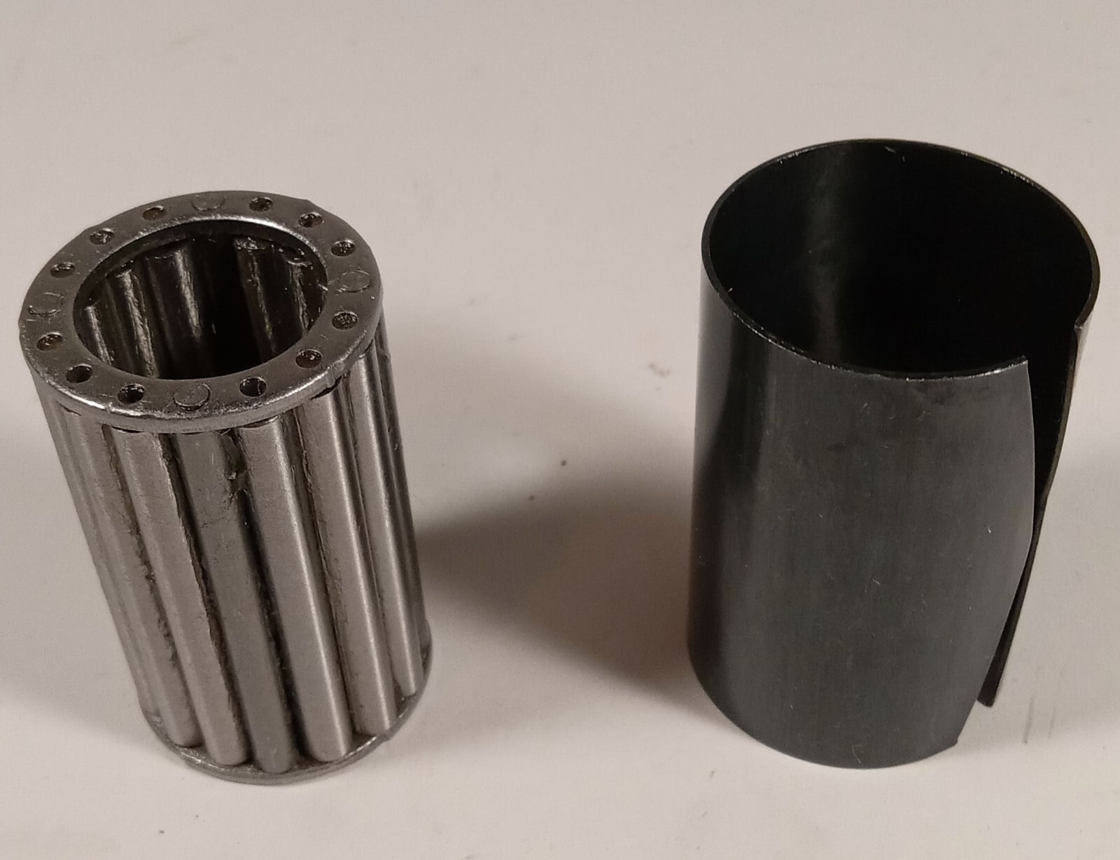 2 NEW 19.6MM X 28MM X 46MM NEEDLE ROLLER BEARINGS W/ SLEEVES NNB ***MAKE OFFER**