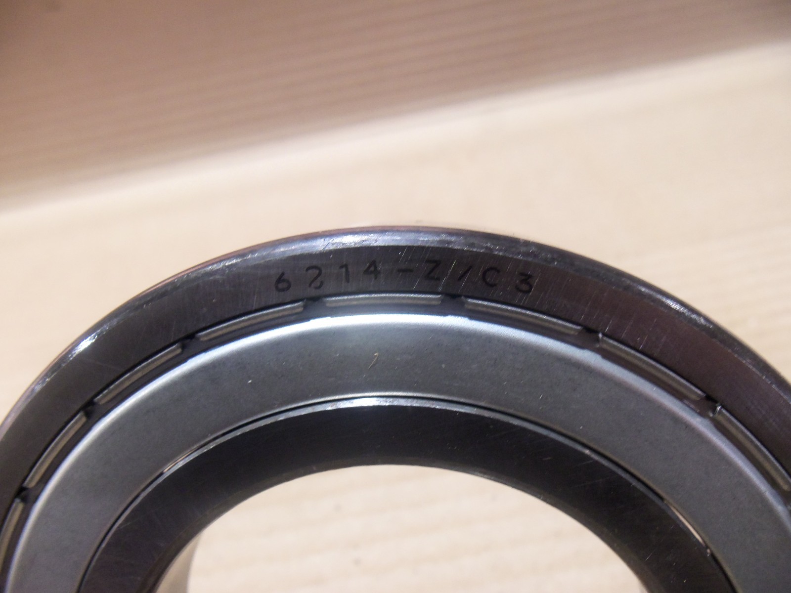New SKF 6214-Z/C3 Deep Groove Ball Bearing