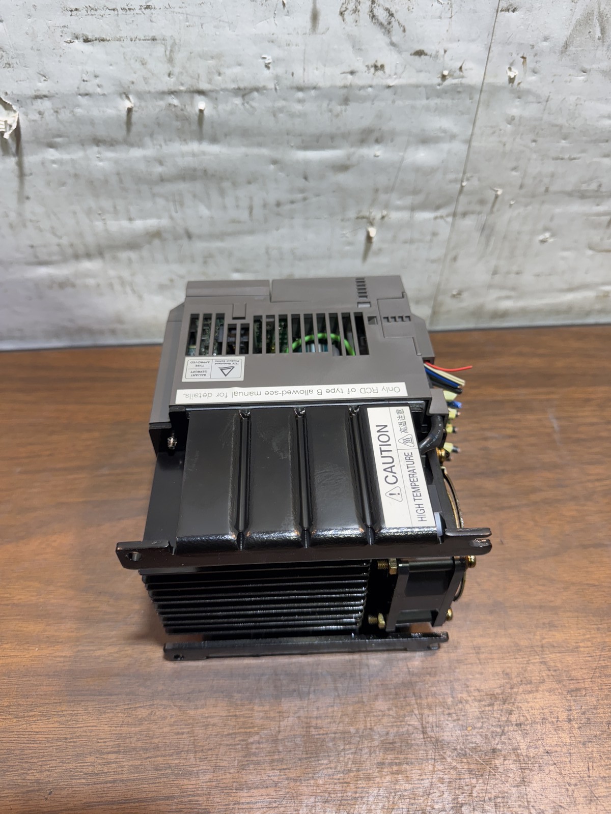 Fuji Electric FVR-E11 VFD FVR1.5E11S-2KC 3PH 200-230V 8A 0.2-400Hz INV=32994