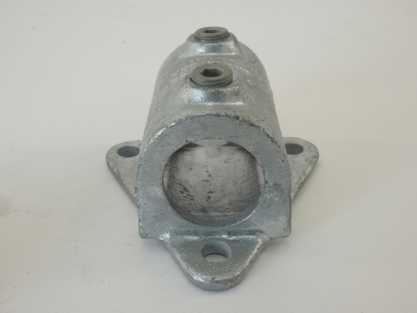 Kee Klamp 68-8 Wall Flange – NEW Surplus!