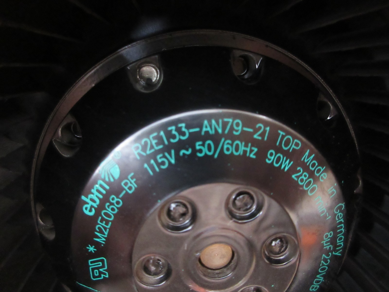 2001 KIRA VTC-30A CNC EBM PAPST FAN R2E133-AN79-21 .M2E068-BF