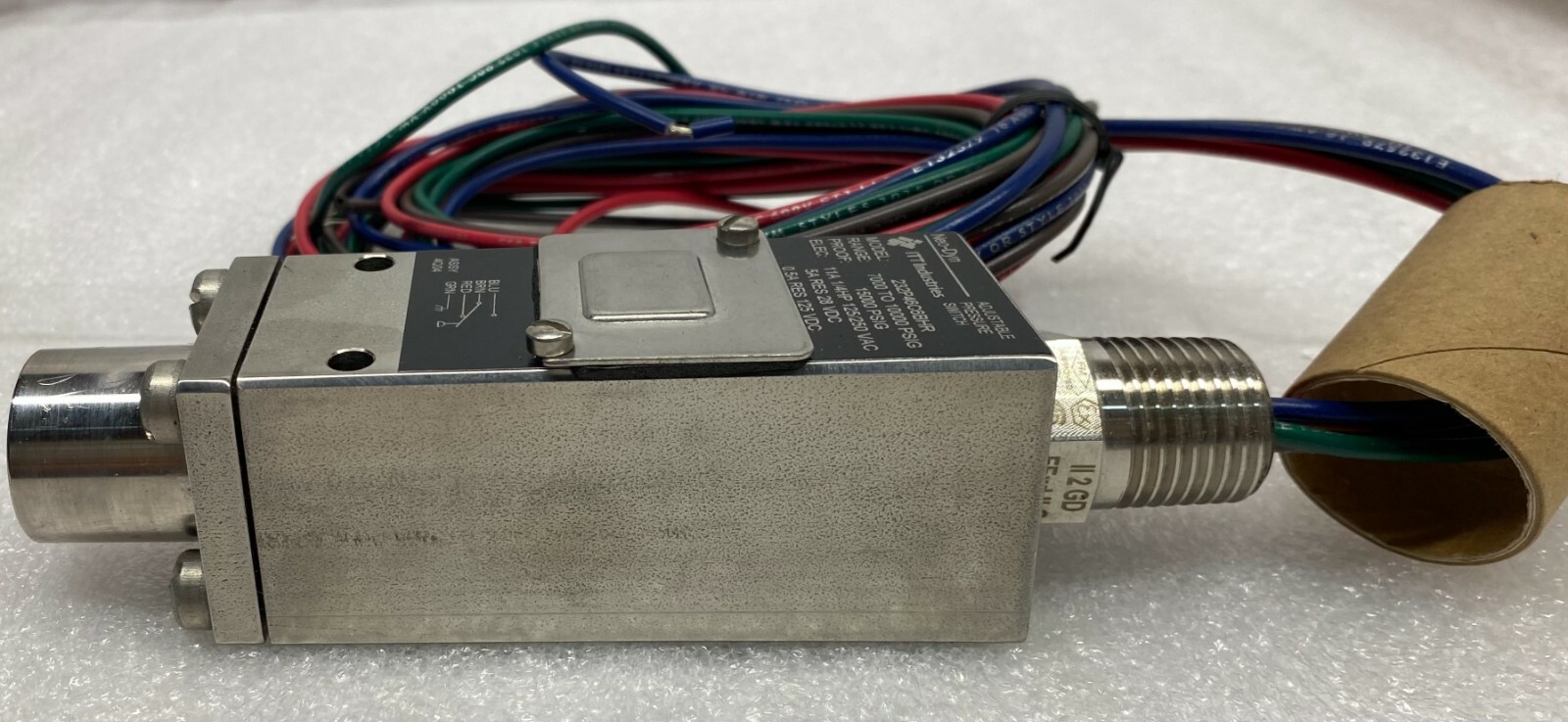 3X NEW ITT NEO-DYN 232P46C6BHR 7000-10000 PSIG ADJUSTABLE PRESSURE SWITCHES