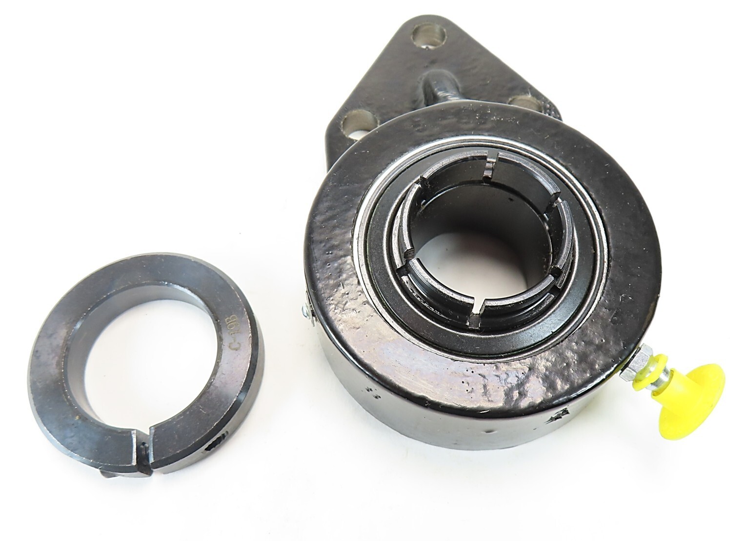 Sealmaster FB-20RT Gold Line 3 Bolt Bolt Flange Bracket Bearing 1 1/4″ Bore NIB