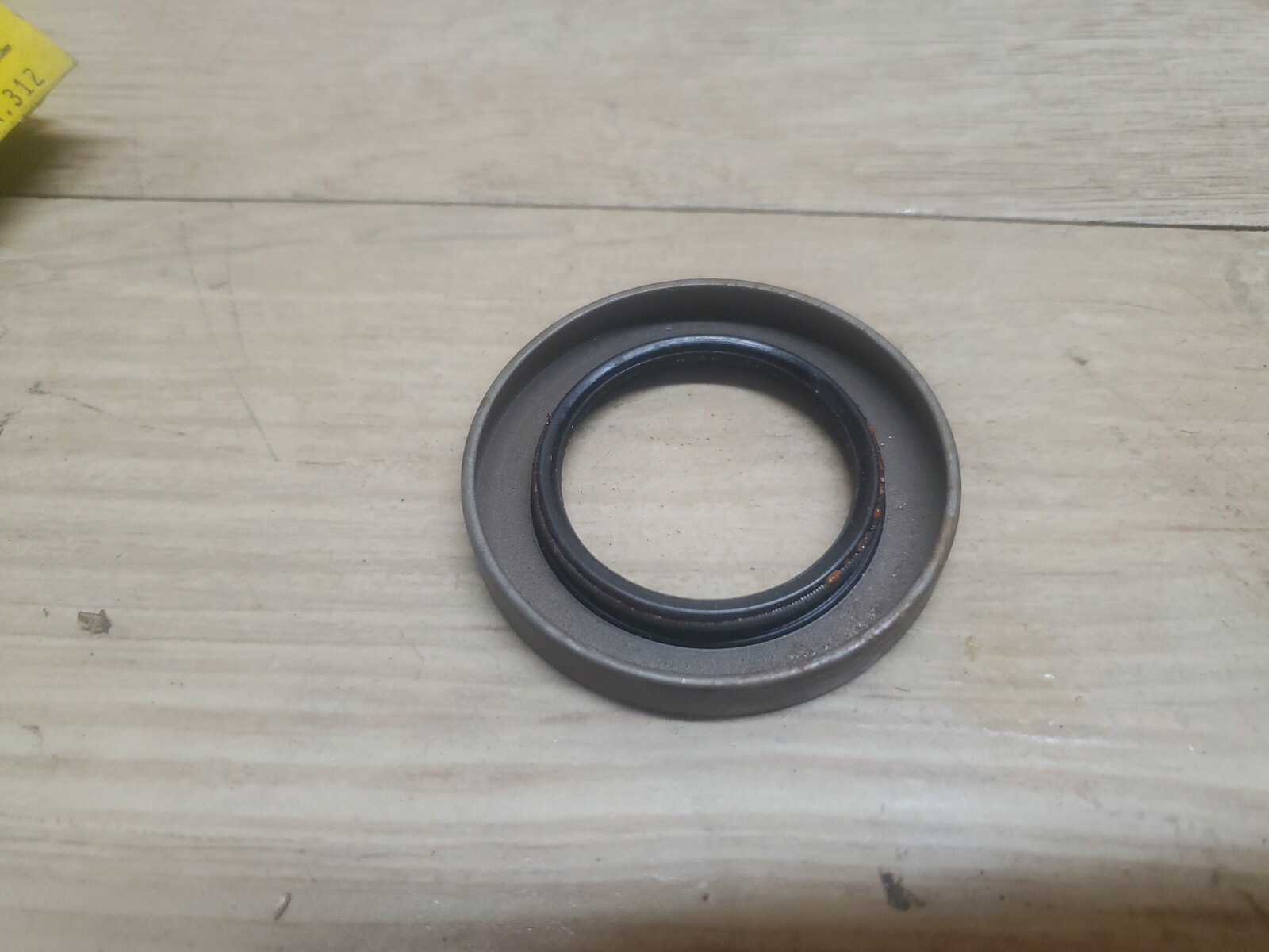 Lot (4) CR (SKF) Radial Shaft Seal 12391