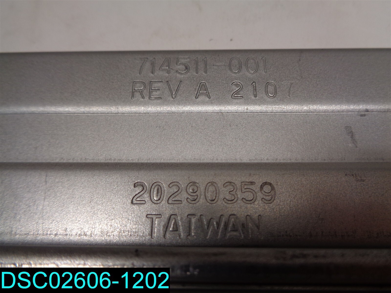QTY=1 SET OF 2: DRAWER SLIDES 714515-002 REV D 2109 20290359 27-5/8″ X 1″