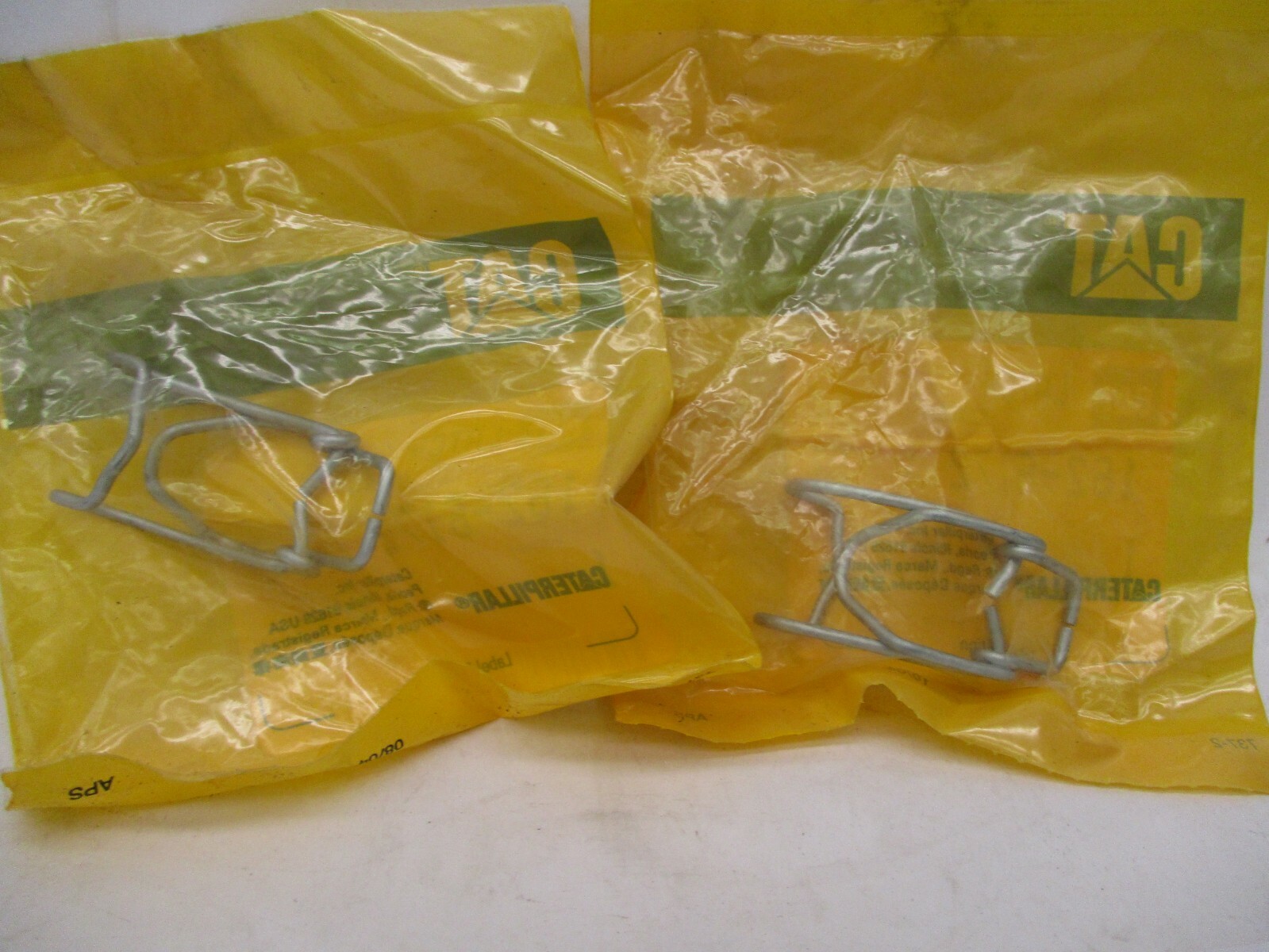 New Lot Of 2 Pieces CAT Caterpillar Latch 162-6172 A3032NADC