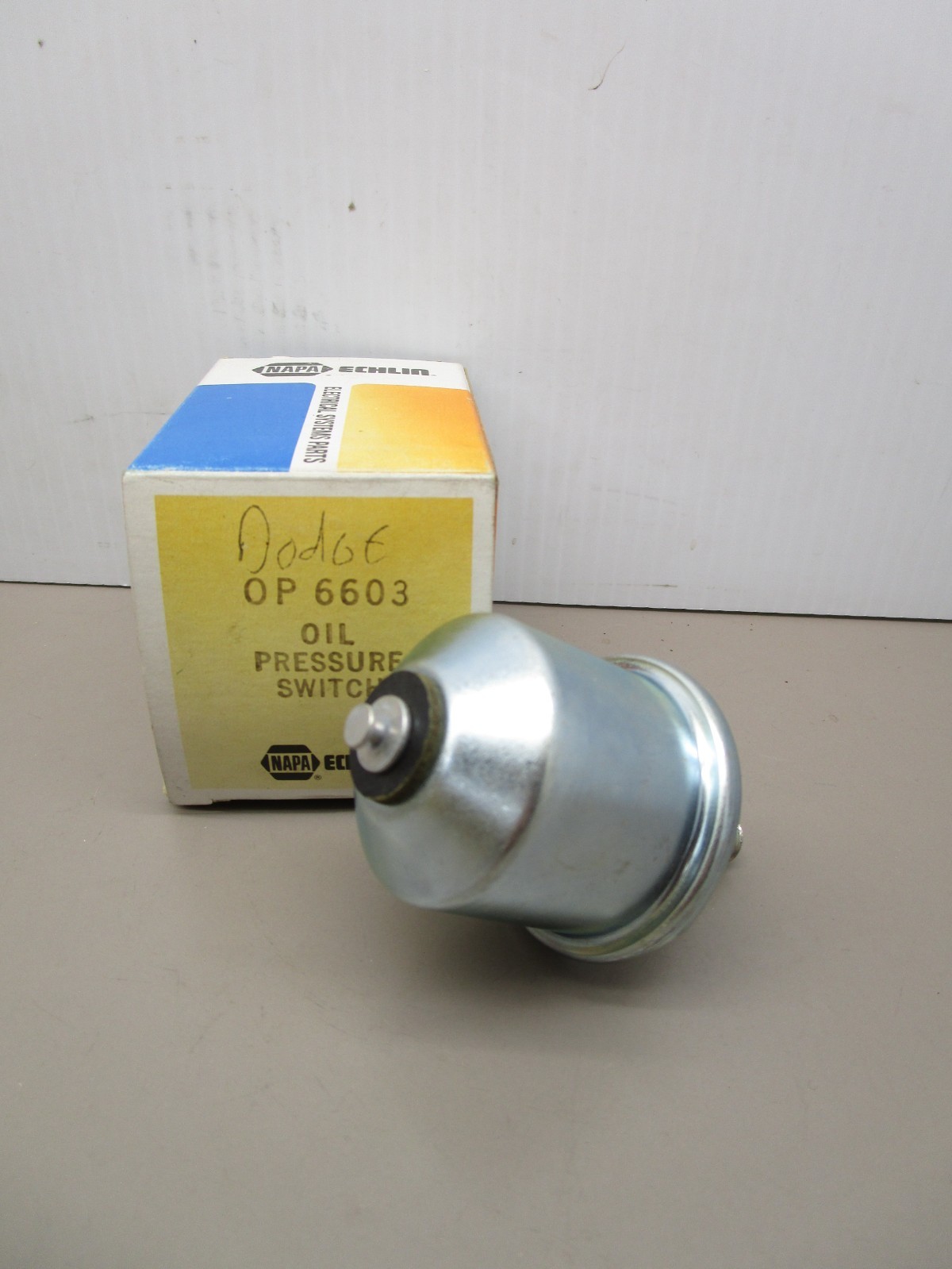 Napa OP-6603 Oil Pressure Switch 90psi 1/8″NPT