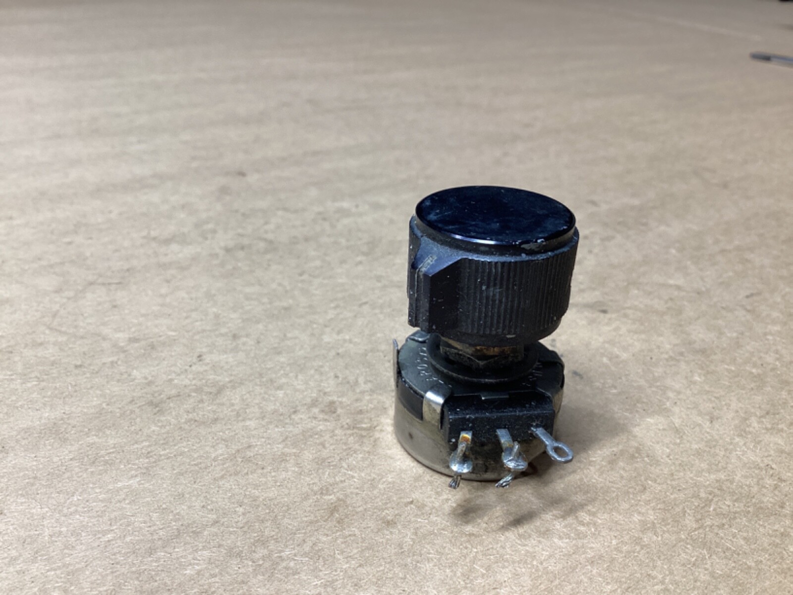 Clarostat RV4NAYSD205B Potentiometer 53C3-2 #116M56