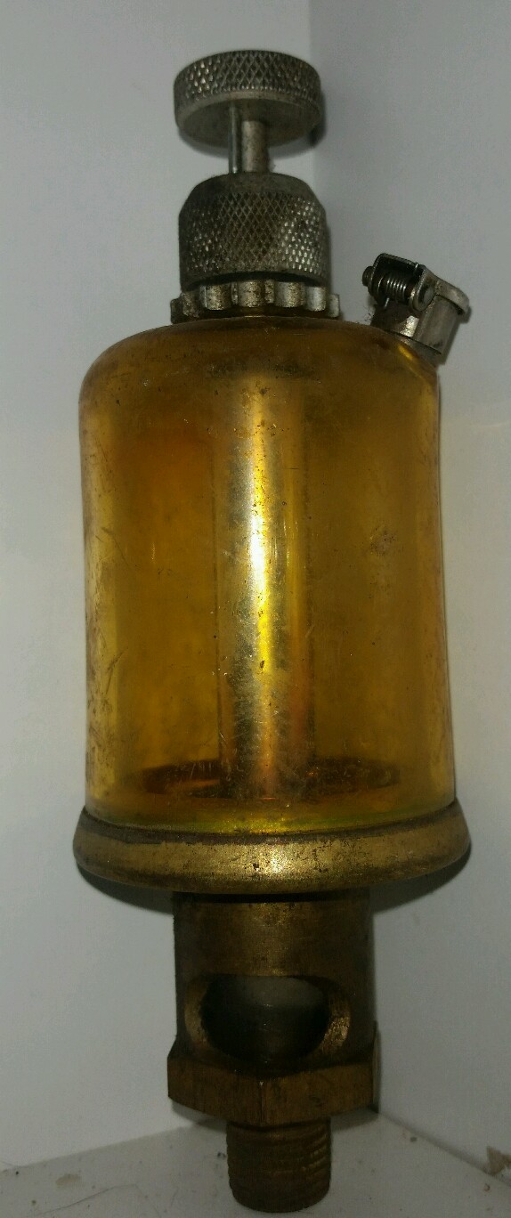 GITS BROTHERS OILER CHICAGO BRASS PLASTIC CUP AS SHOWN UNTESTED