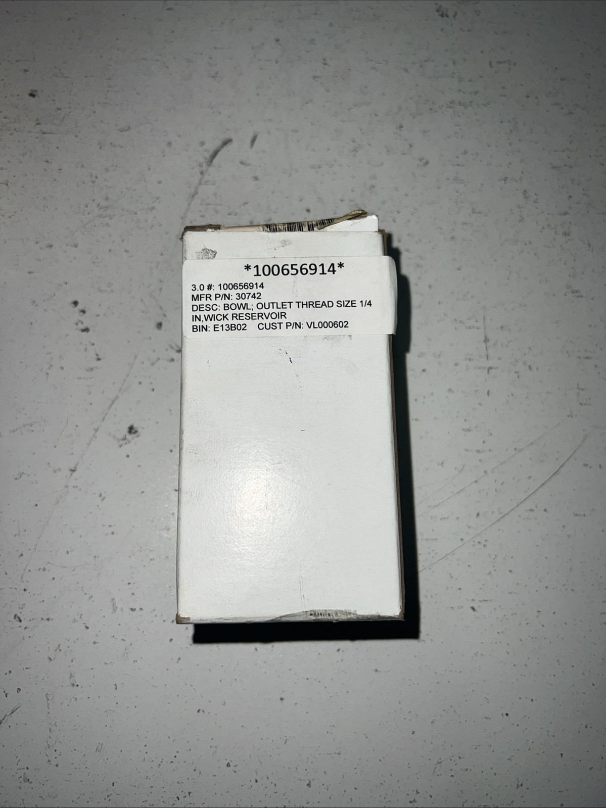 TRICO 30742 4 OZ. N OILER 1/4 FITTING **NOS**