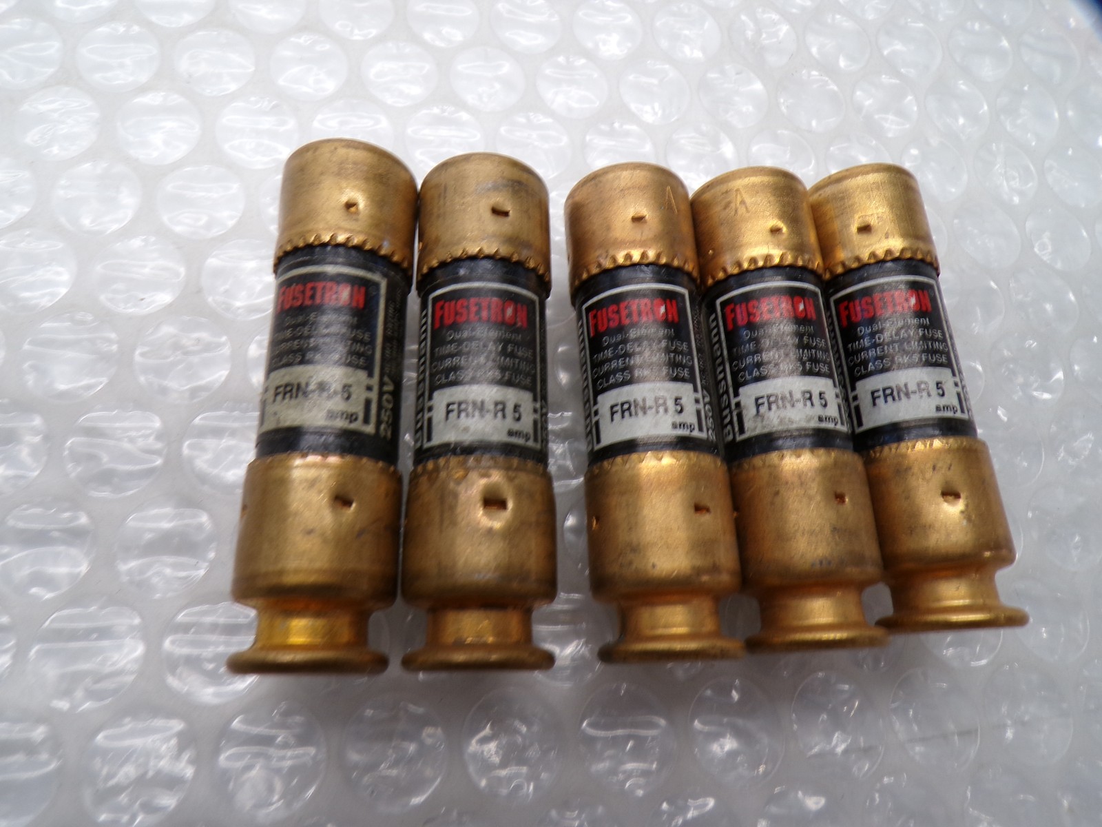 FUSETRON FRN-R-5 FUSE BLACK LOT OF 5 NSNP
