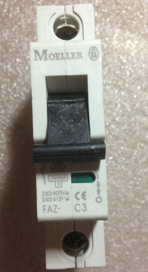 EATON MOELLER FAZ-C3 @ FAZ-C25 & FAZ-2-C2 Lot Of 3 #1547A28