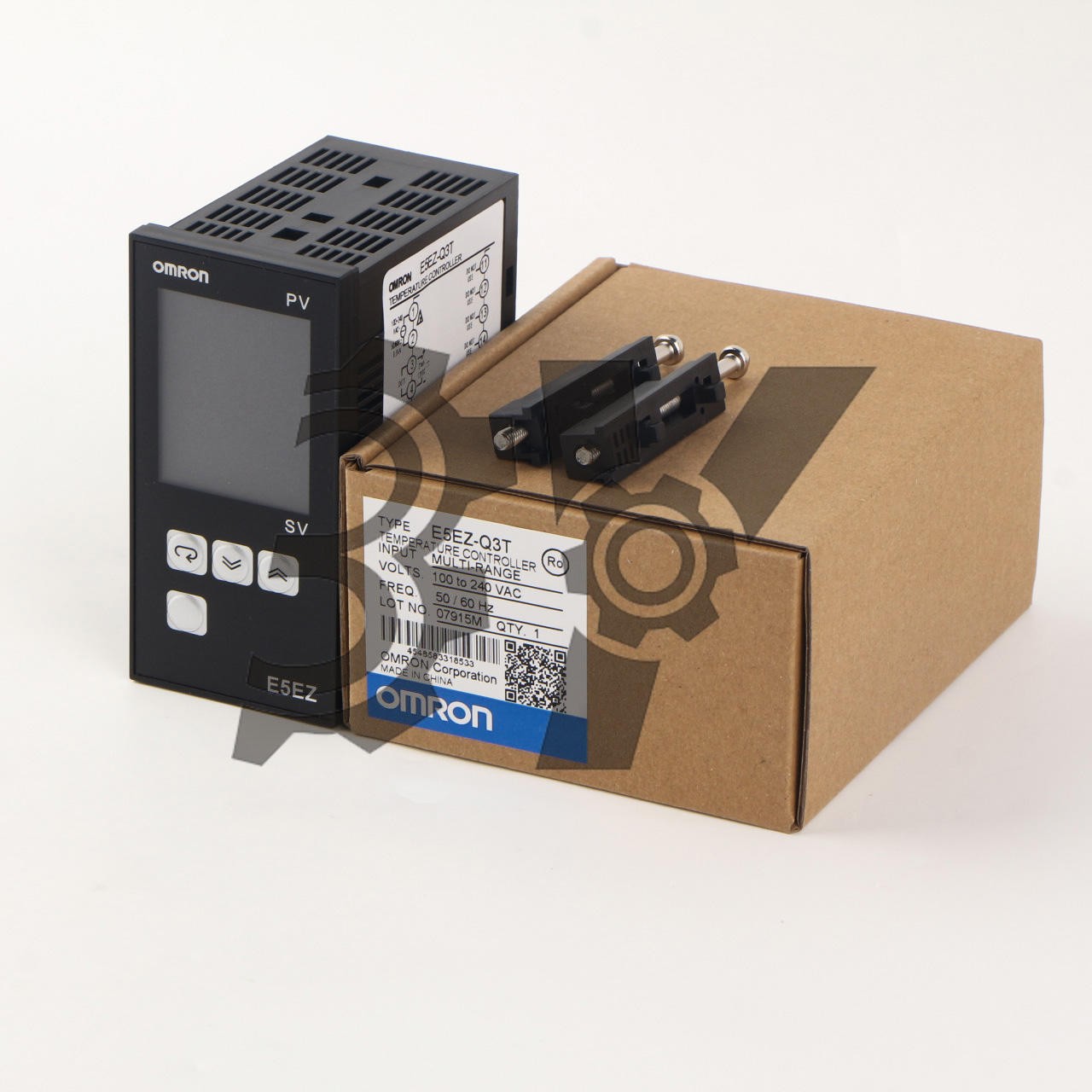 ONE NEW Omron Temperature Controller E5EZ-Q3T 100-240VAC IN BOX