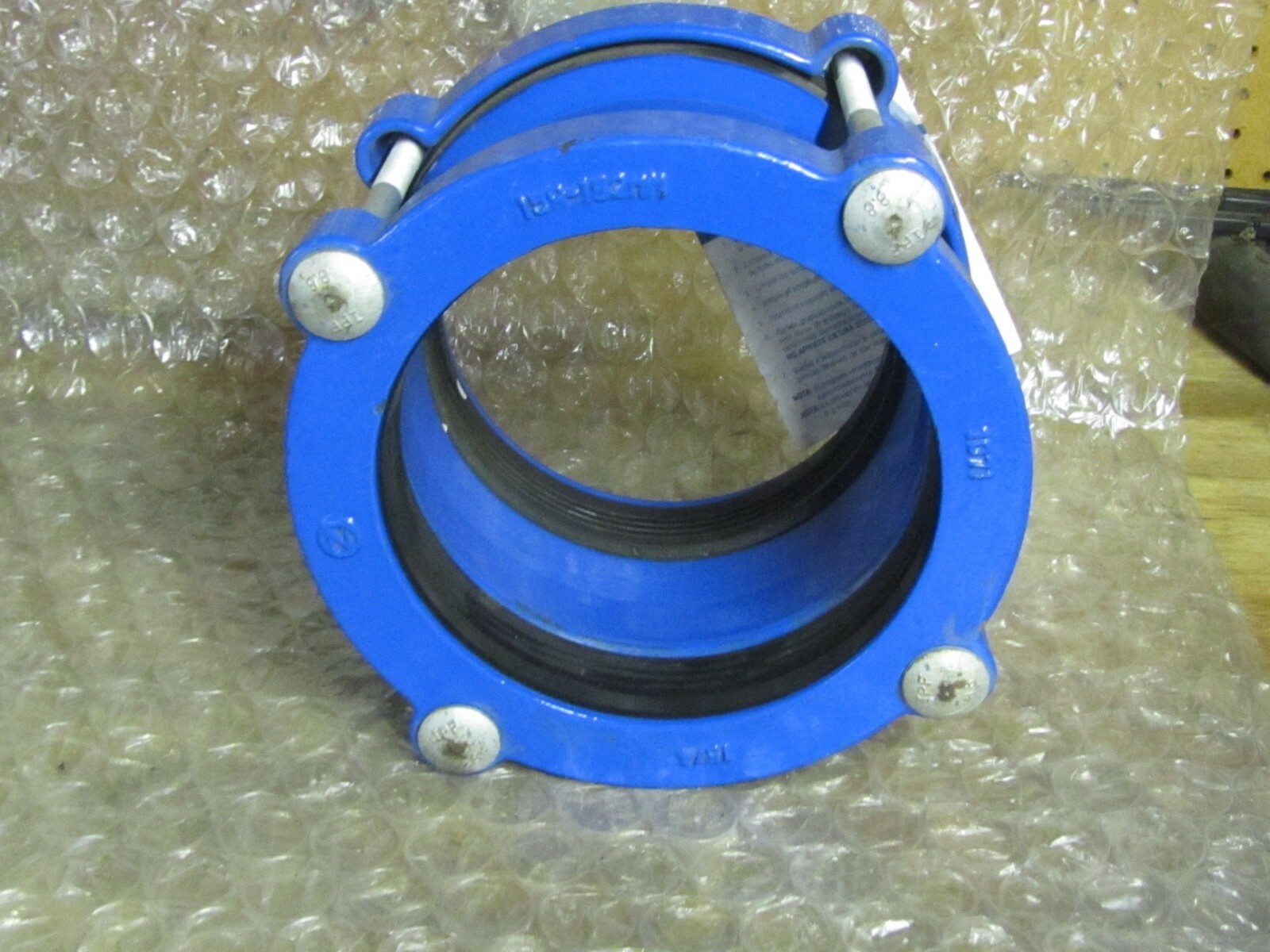 CRC-6 RAPIDFIT 6″ Ductile Iron Pipe Coupling, 6.26 to 7.17 INCH Pipe Size –