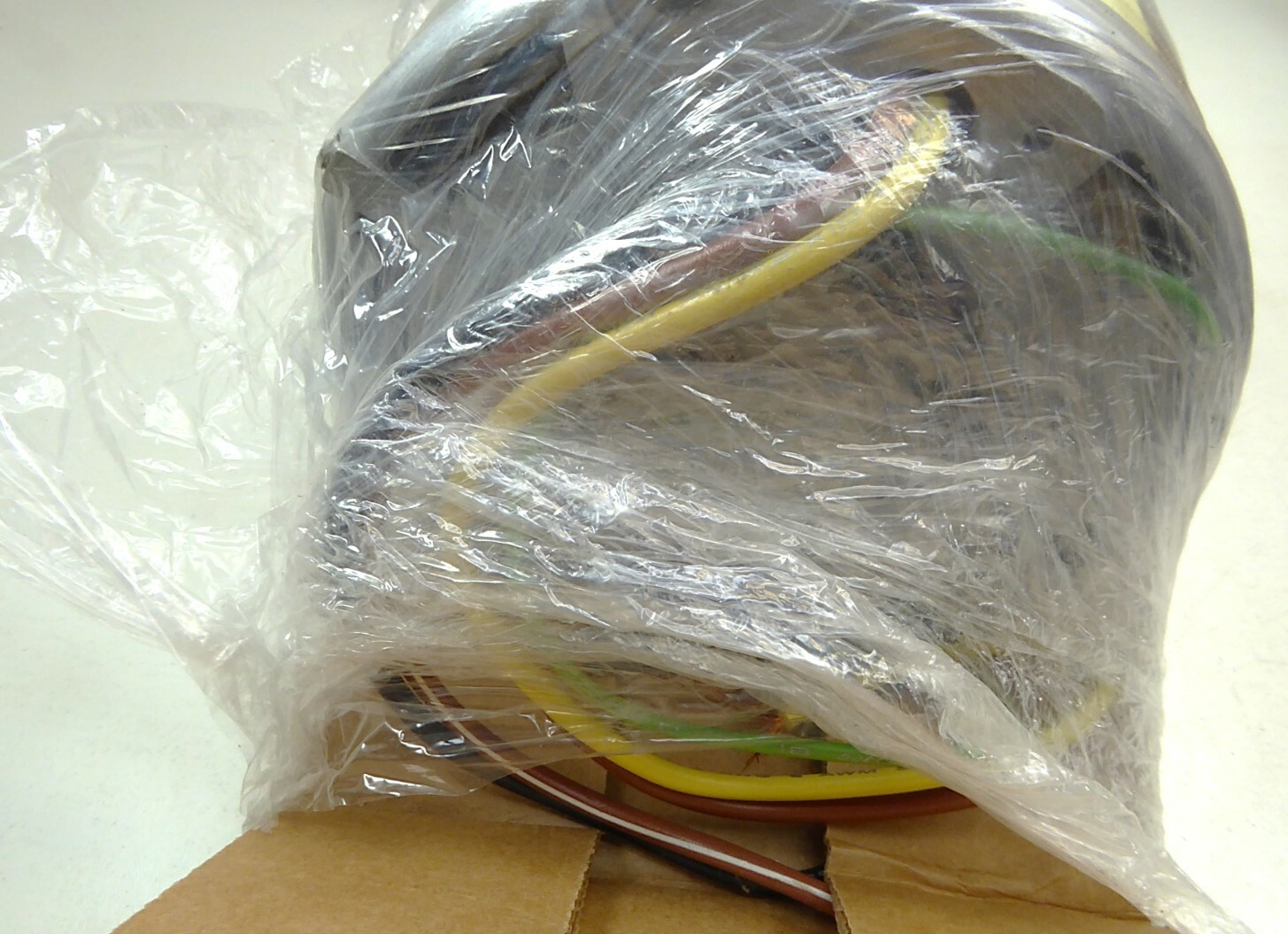 GE 5KCP39FG3315FS 1/4HP 208-230V 1.5A 1075RPM CW 3274 NEW IN BOX