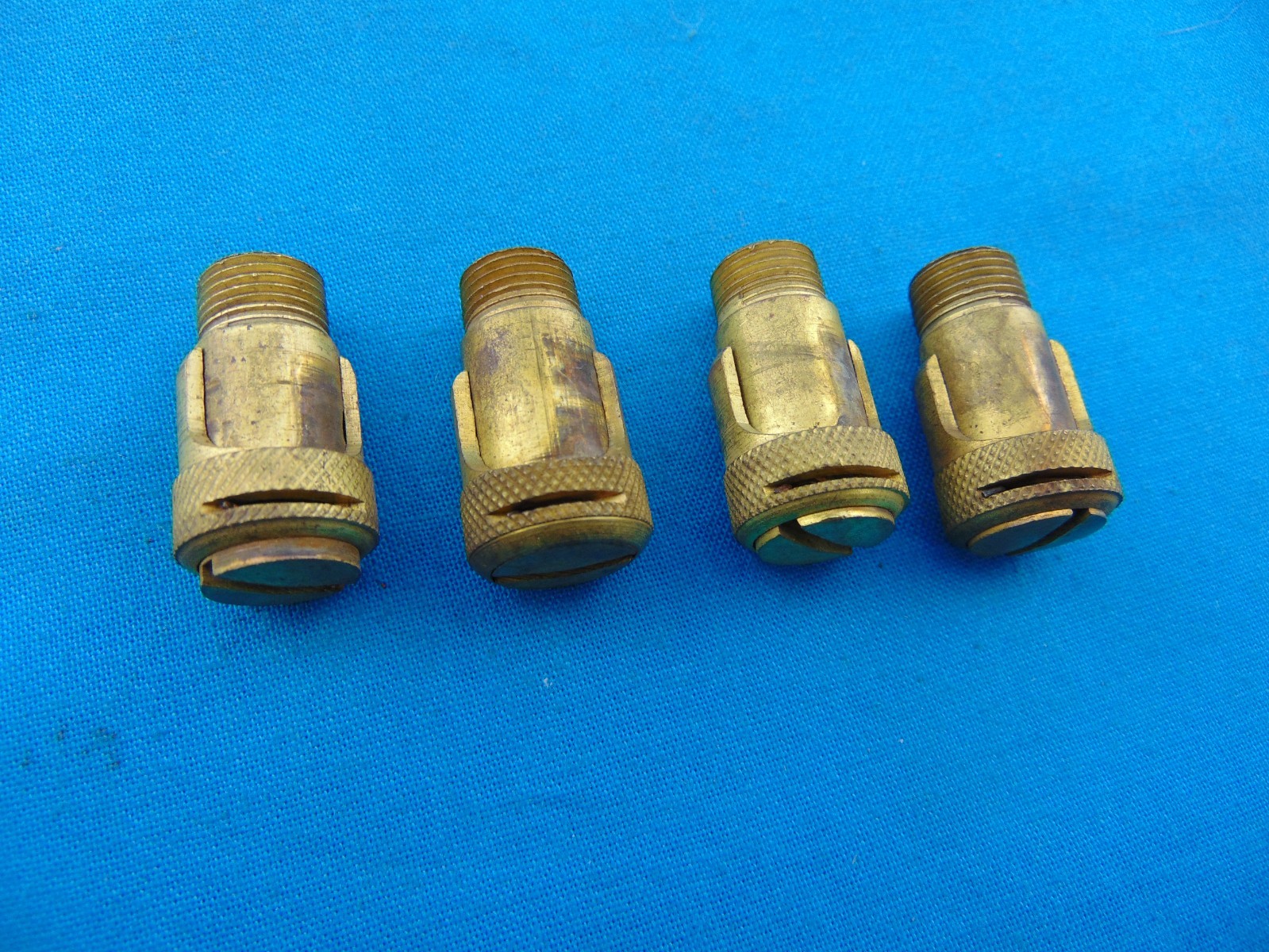 1/8″ NPT Brass Twist Oilers 4 Pieces NOS Early Model T Ford Nice Patina