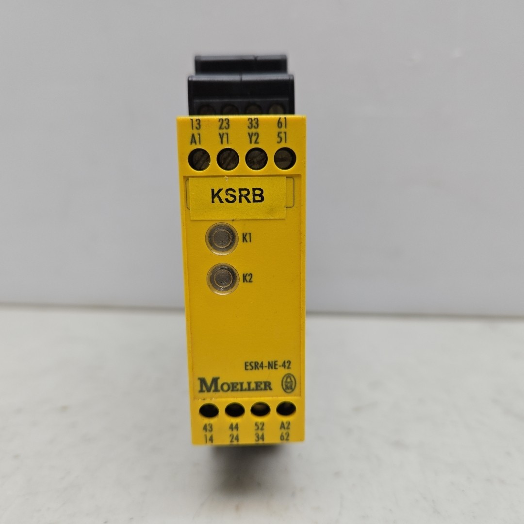 Moeller ESR4-NE-42 Safety Relay 24V Ac/Dc 50/60Hz 230Vac 6A 18815601 Used See Pi