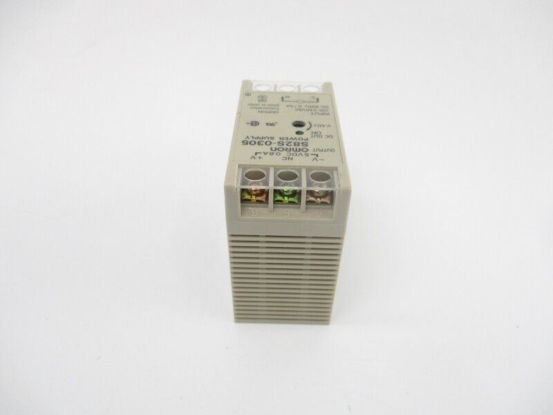 OMRON S82S-0305 100-240VAC 0.15A NSNP