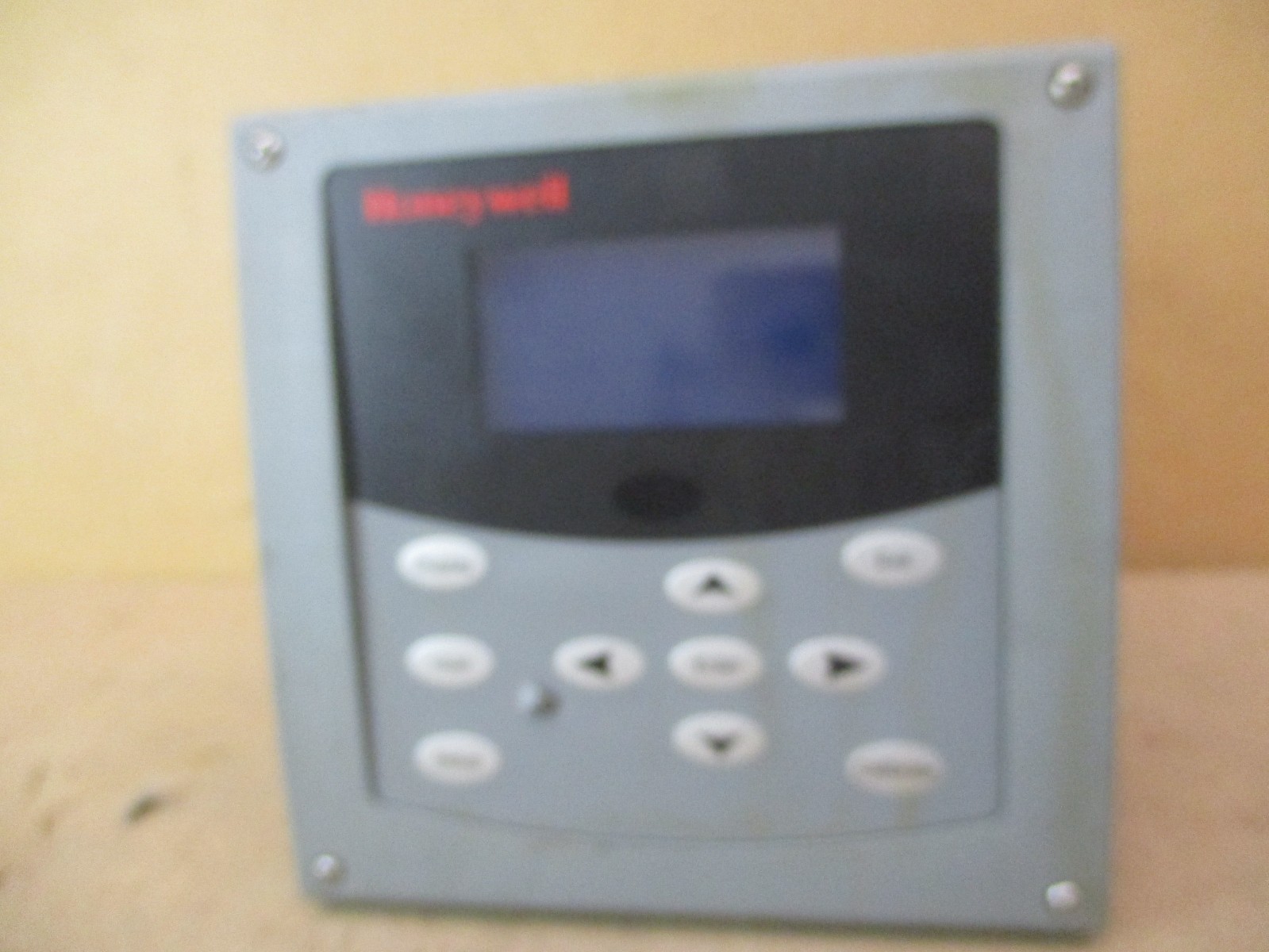 Honeywell UDA2182-DB1-CC2-NN-N-0E00 120/240VAC 20VA Oper. Temp. 0-60C 53679DN