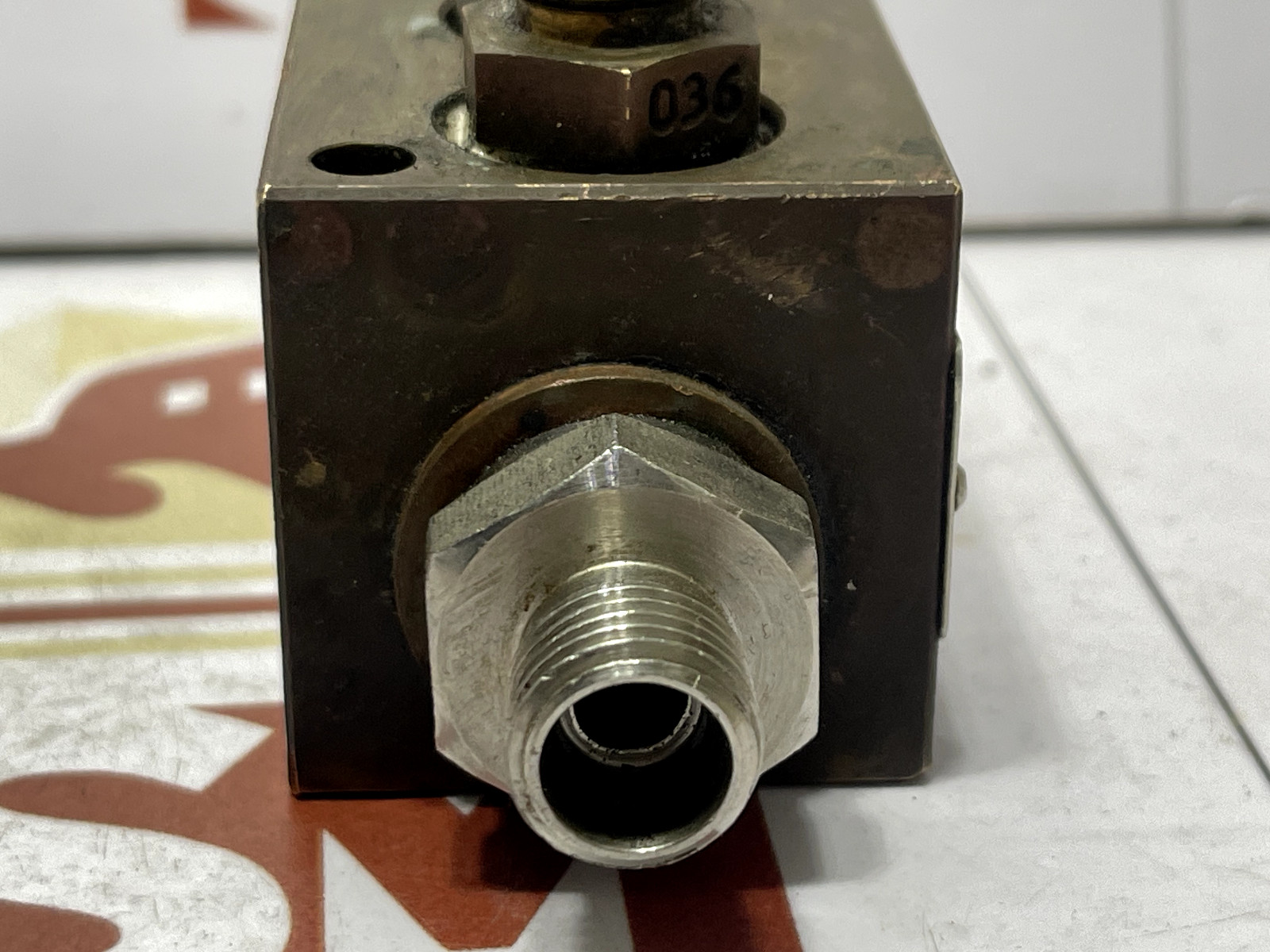 Danfoss PHS -A1 Pipe, Hand Pump St Block. Part 051-9221