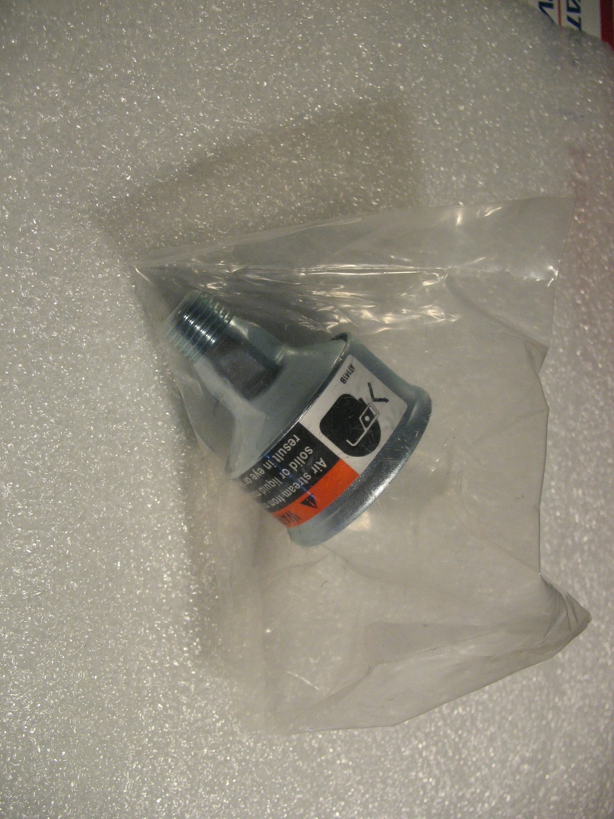 Gast AC980 Gas Trap Muffler Threaded 1/4″ NPT Port, Zinc Plated Steel Body, NEW.