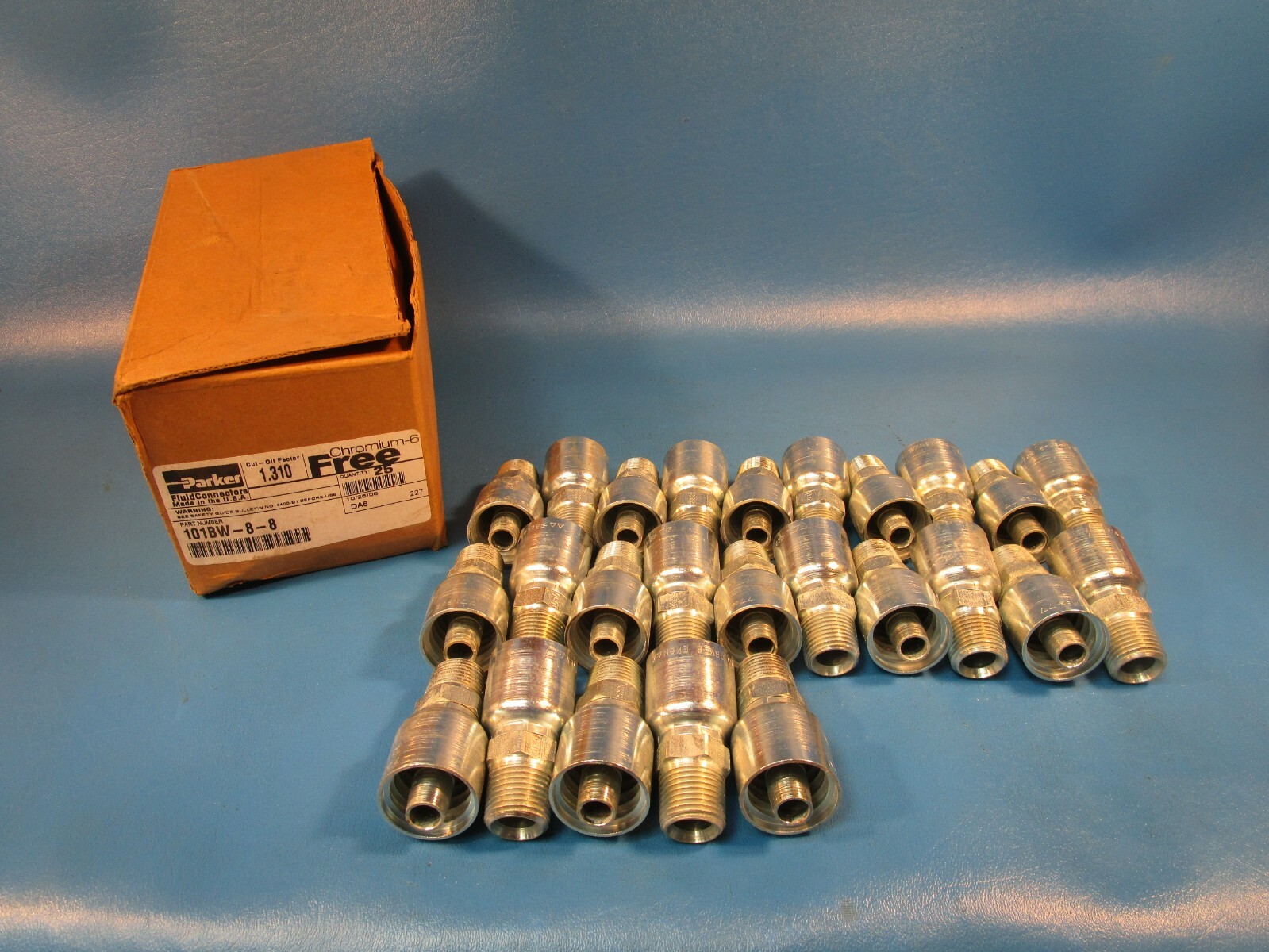Box of 25 Parker 101BW-8-8, Hydraulic Hose Fitting, 1/2″ Hose x 1/2″ MNPT Crimp