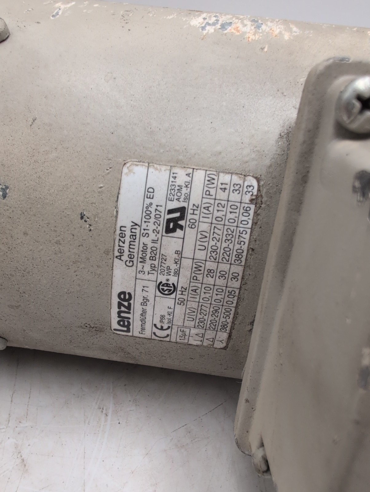 Lenze MDEMA1M071-42 0.68kW 0.91HP 480V 3-Phase Inverter Duty Electric Motor 1705