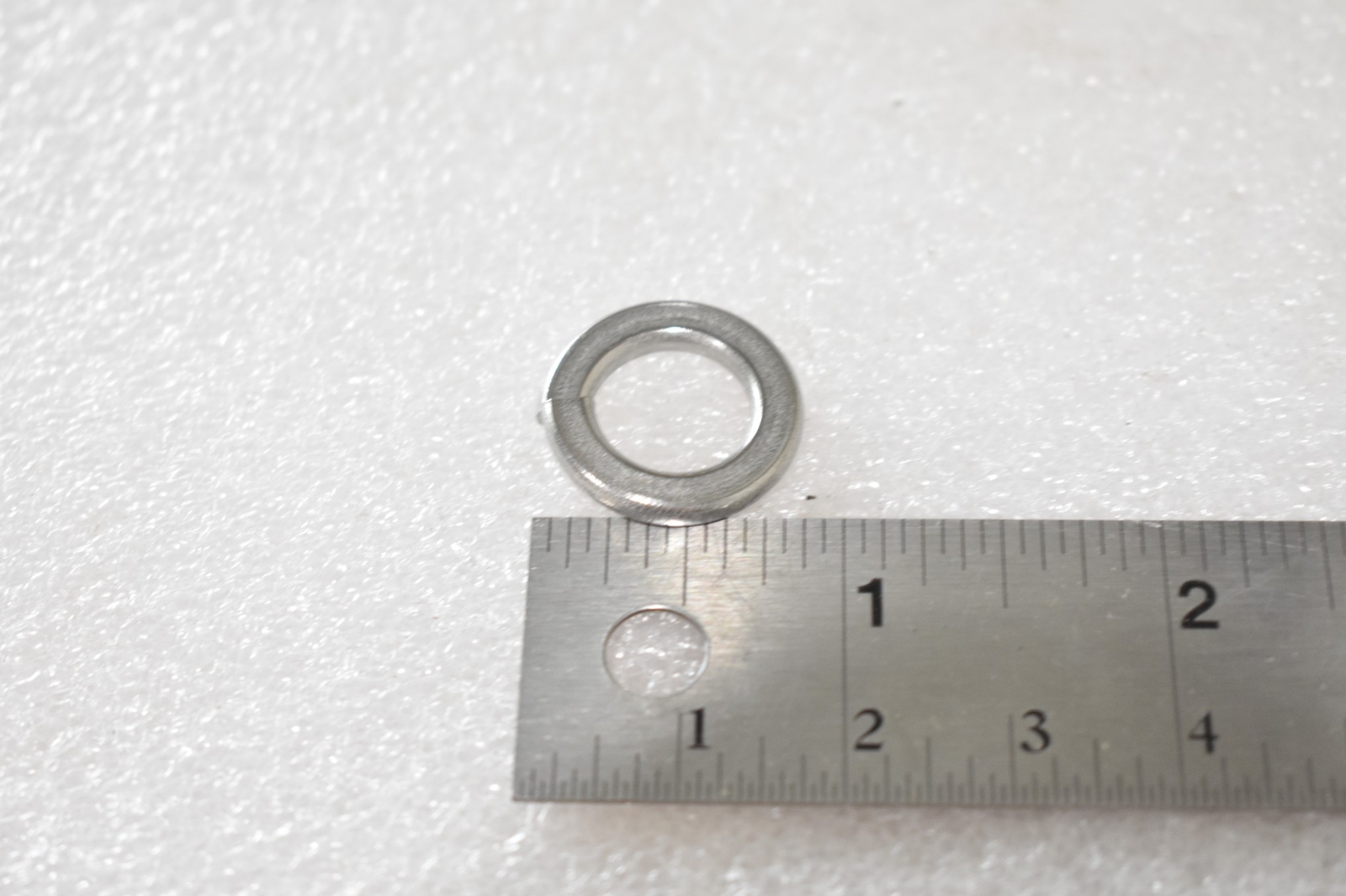 FASTENAL 71071 1/2″ LOCK WASHER, REGULAR SPLIT 18-8 STAINLESS STEEL (LOT OF 250)