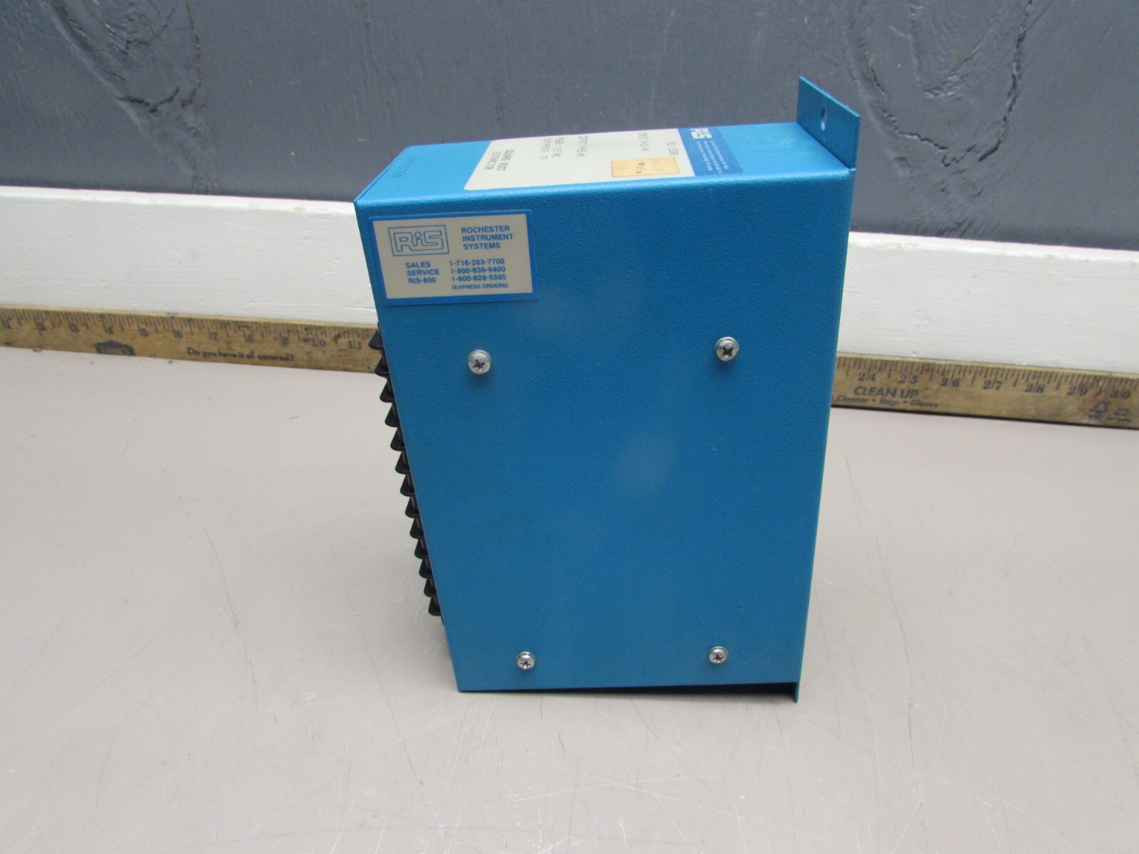 RIS SC-1330 ,SQUARE ROOT EXTRACTOR, In / Out 4-20mA, 115VAC , NEW! MAKE OFFER!