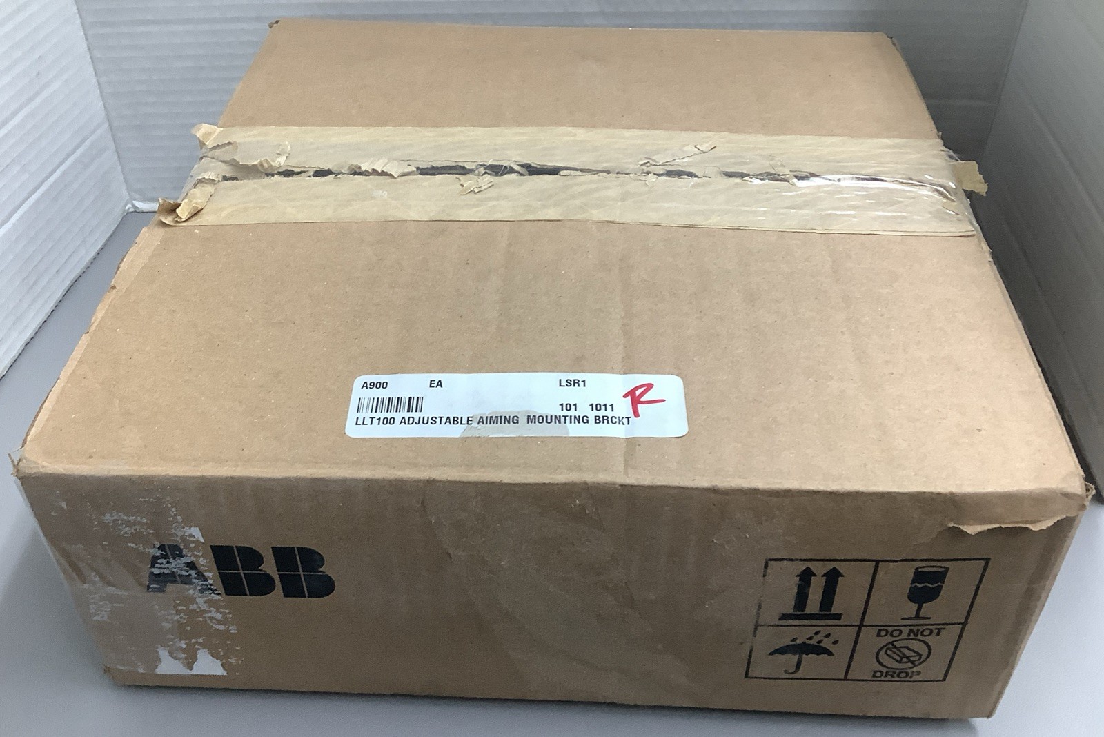 ABB Rotating Mounting Bracket LLT100-A900-01 (r44)