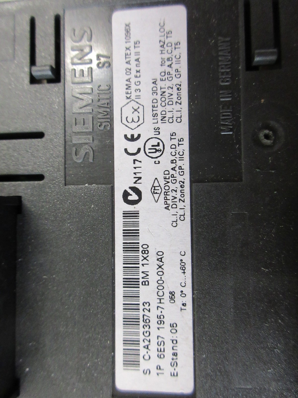 Siemens Simatic S7 Bus Module 6ES7 195-7HC00-0XA0 E-Stand: 05 Used