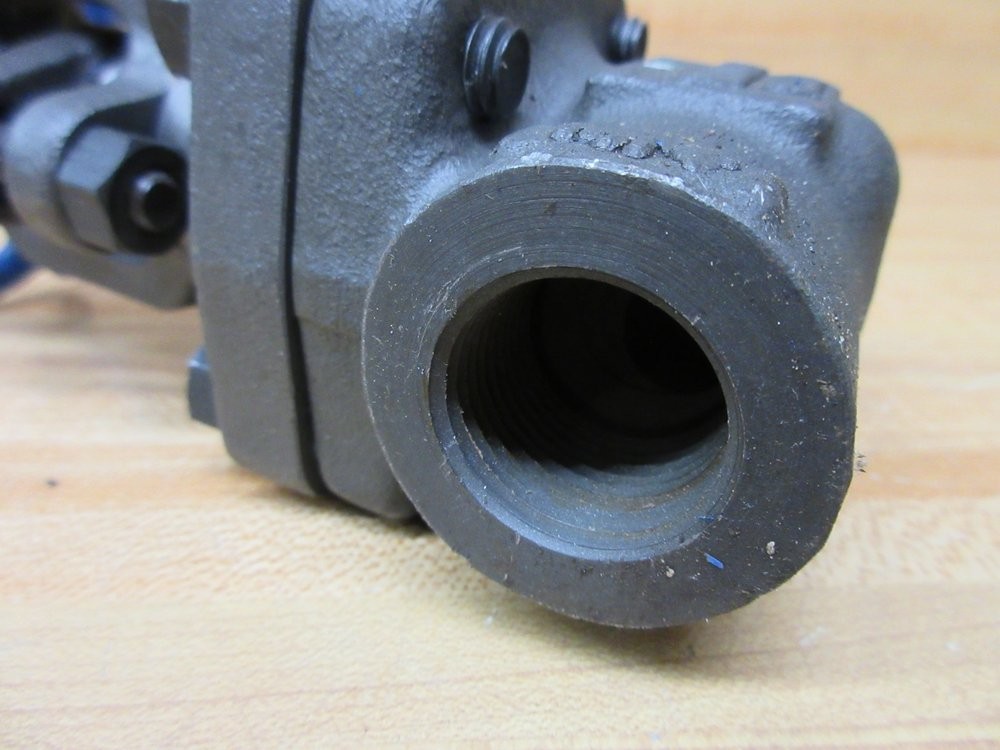 Velan S04-2074B-02TY-W410 Globe Valve S042074B02TYW410