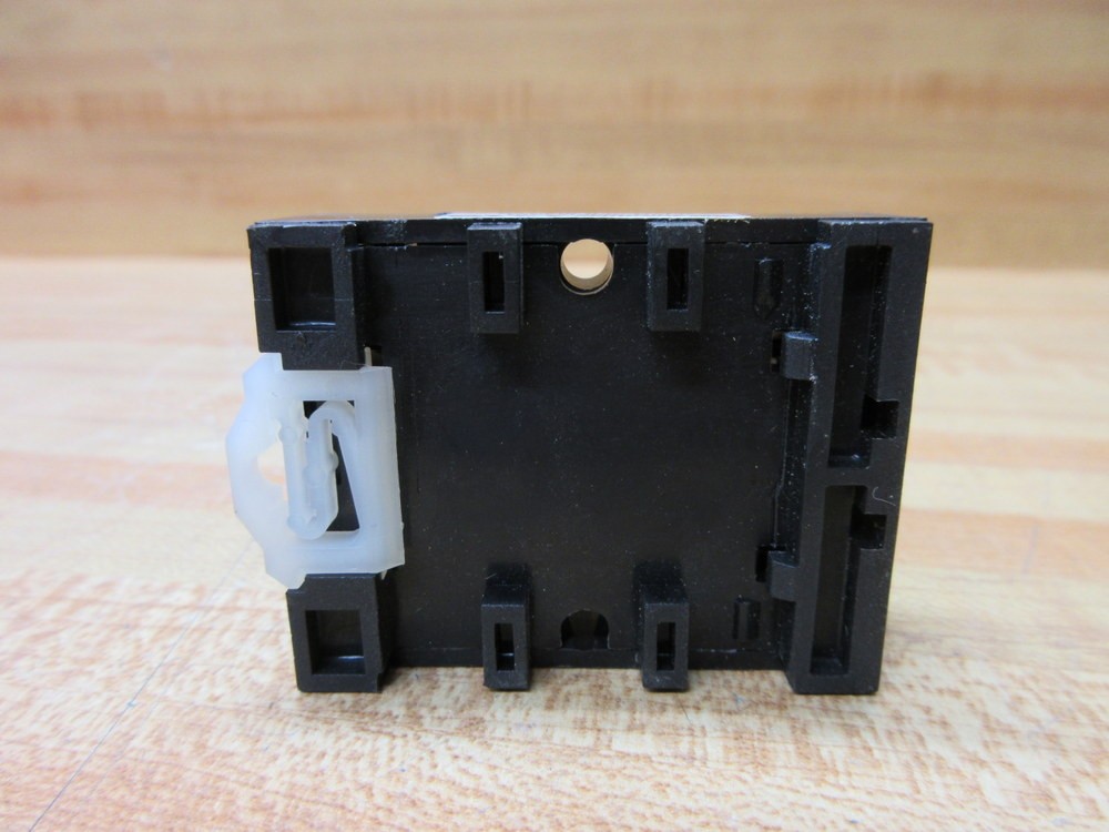Custom Connector 0T08-PC Relay Socket OT08PC