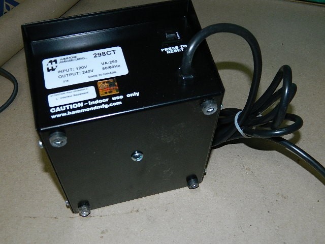 Hammond 298CT Toroidal Isolation Step-Up Transformer 120V to 240V 250VA