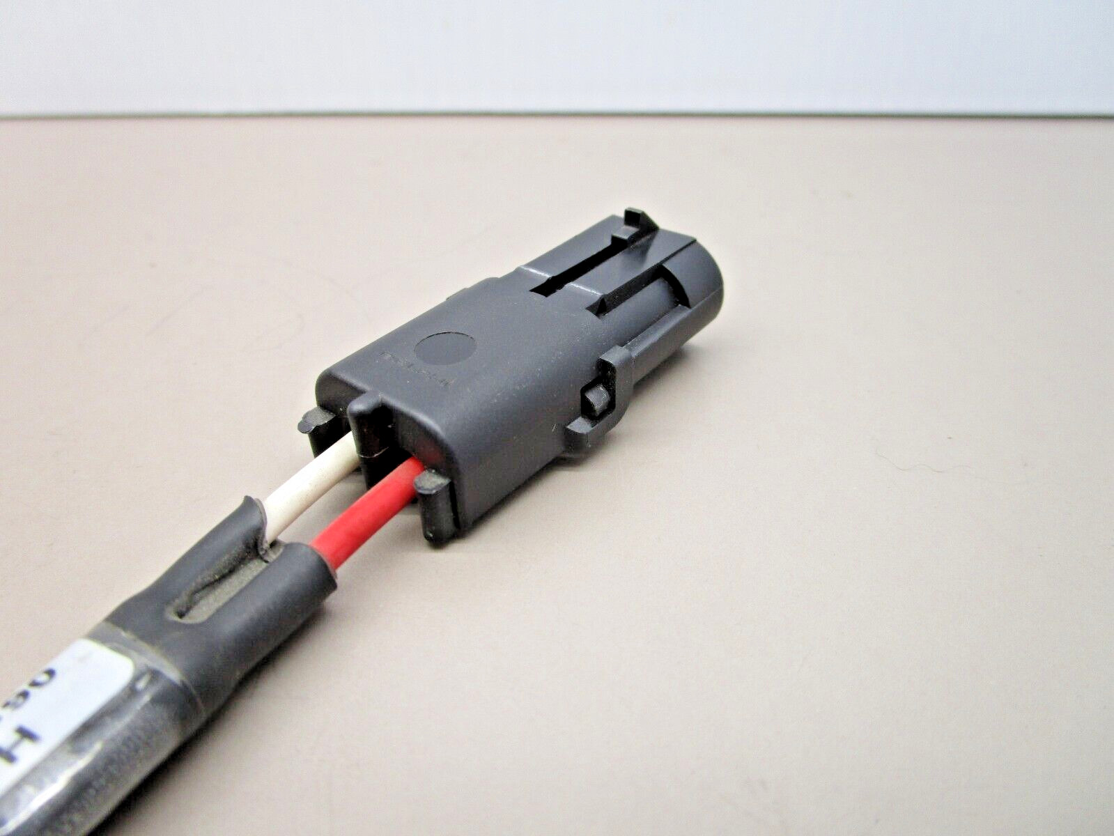 WMI 061032503 HAR003 Specialty Connector Assembly 2-Pin Weatherpack
