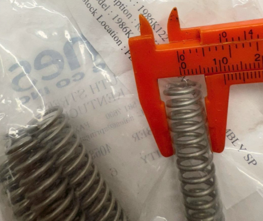 (Pack of 6) W.B. Jones 4068 Stainless Steel Spring 2″, 0.437 O.D.