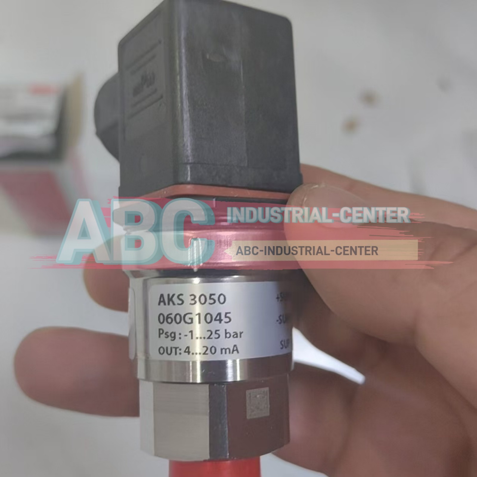 Danfoss 060G1045 AKS3050 pressure sensor#1pcs new in box