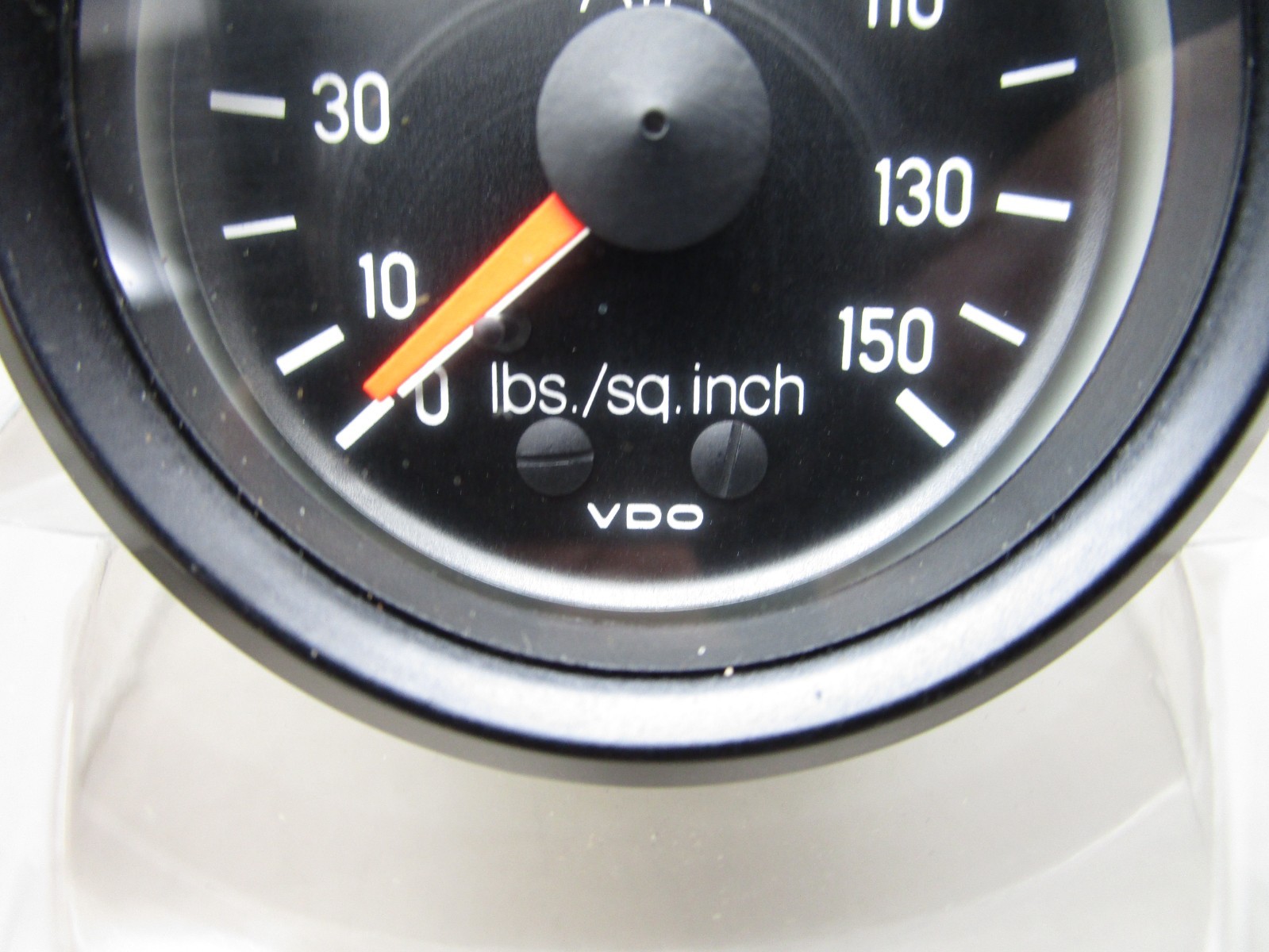 VDO 1-122-001-135D 2″ Dual Air Pressure Gauge 150PSI