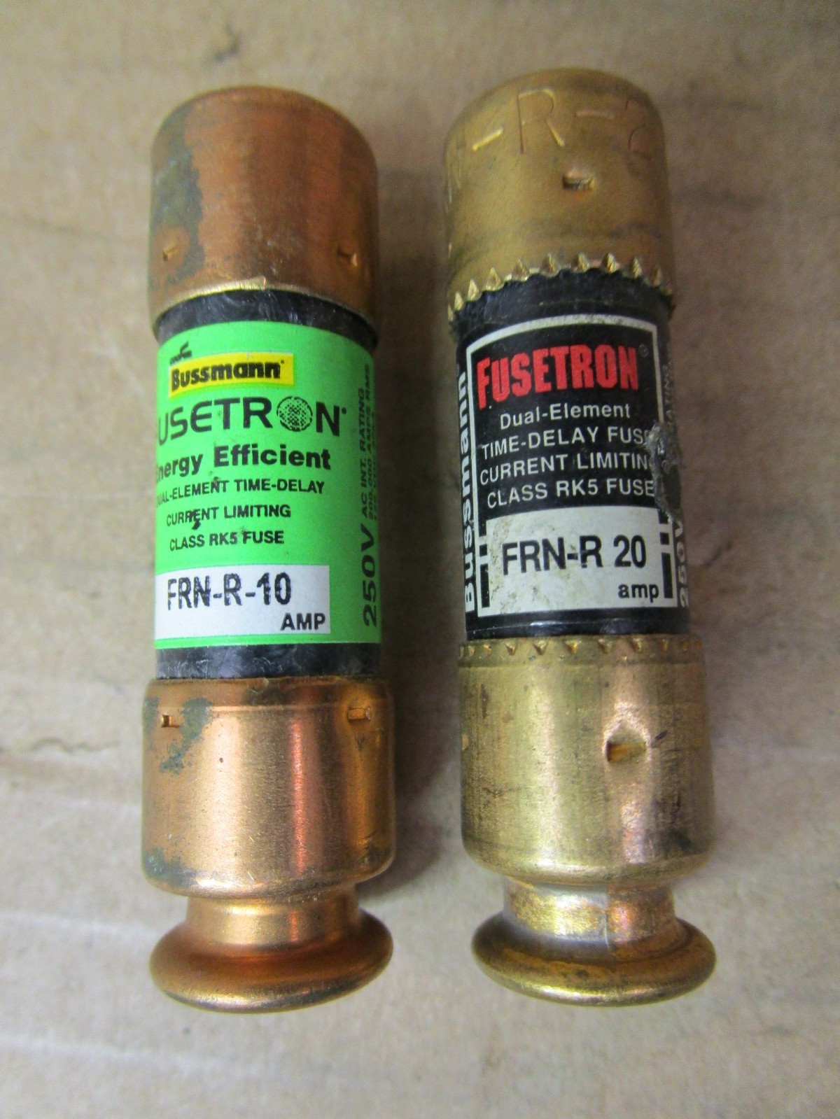 Mixed Lot of 27 Pieces Cooper Bussmann FRN-R 20A/10A FNA-10/3/2 KTK-R-25 52029HM