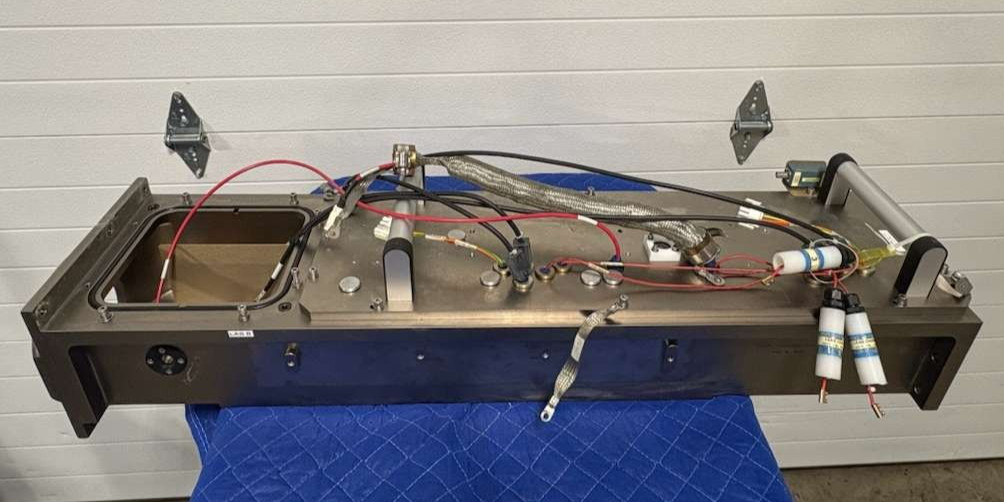 Column Assembly 082903 4345921R148 4351996 for AB SCIEX MALDI TOF 4800 Analyzer