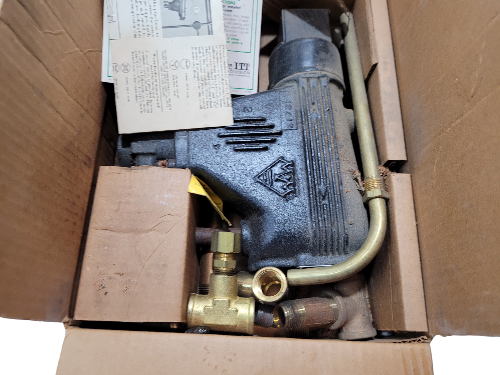 McDonnel & Miller 67-G Low Water Cutoff Float Type Manual with Fittings in Box