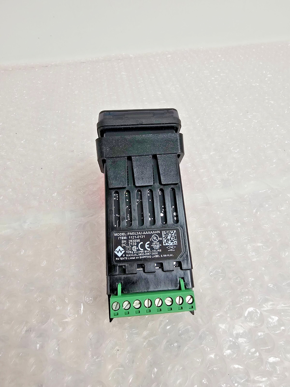 Watlow PM3L3AJ-AAAAAHN EZ-Zone Panel Mount Controller Reduces System Complexity
