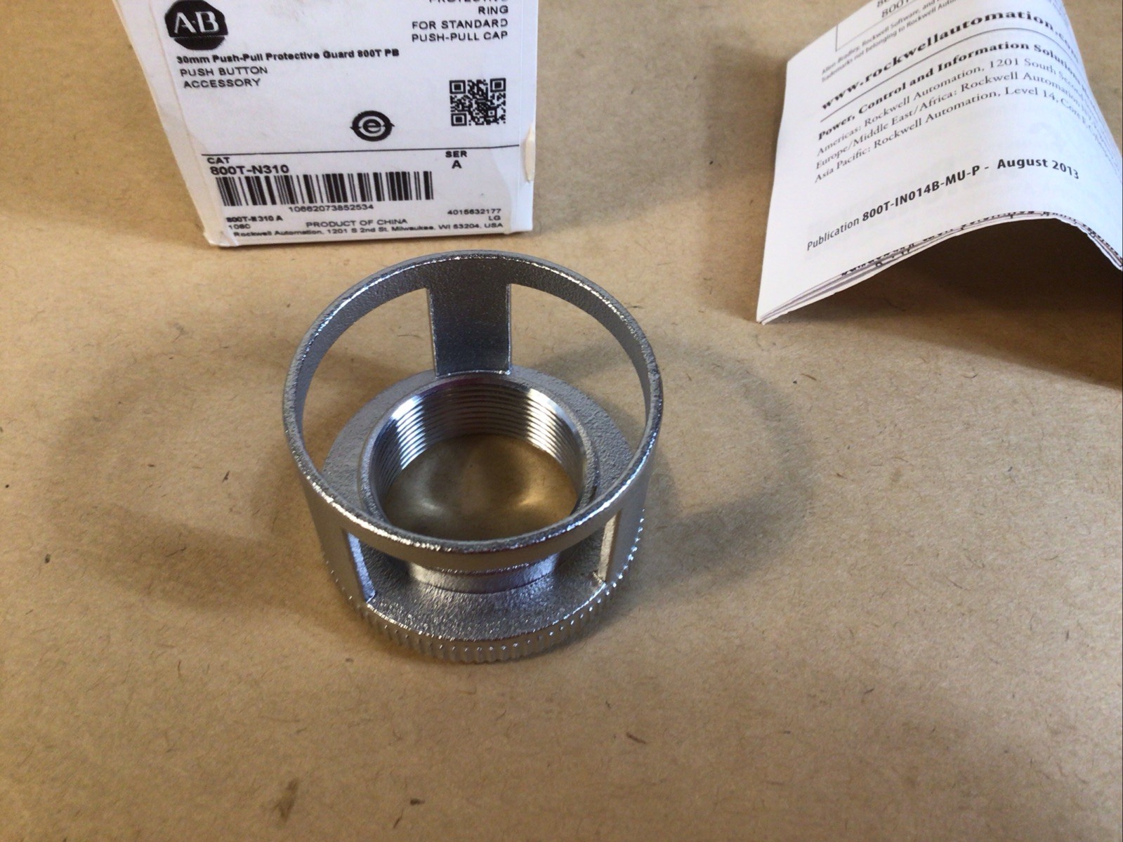 ALLEN BRADLEY 800T-N310 PUSHBUTTON GUARD FOR PUSH PULL STANDARD CAP NEW