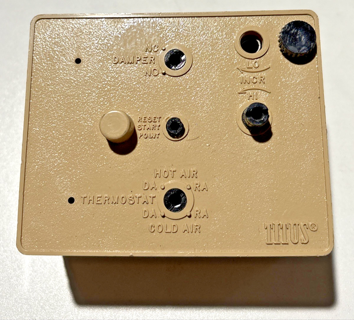 TITUS II PQCV SIZE D 0400 CFM PT05-DA-NO VOLUME CONTROLLER CSC3004-03 B312830