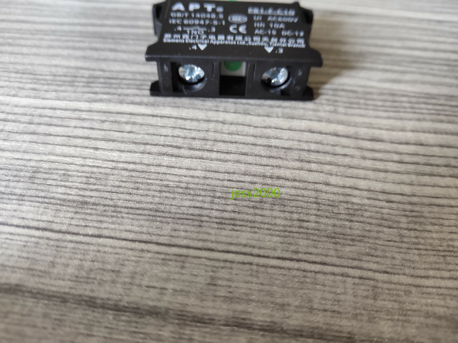 1PCS PB1-F-C10 1NO