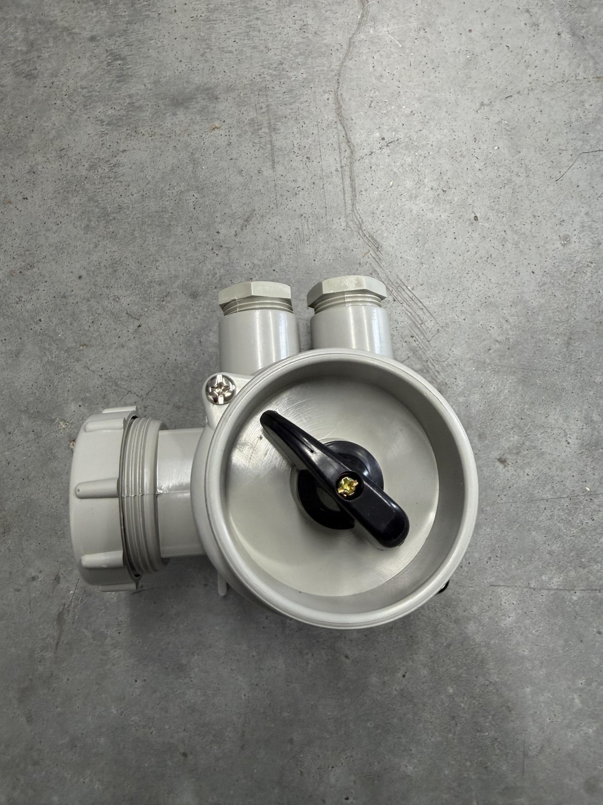 OGMAX CZKS202-3 Marine Socket with Switch 250V 10A IP56
