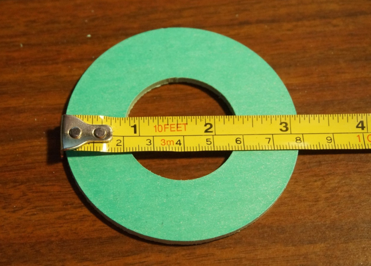 Lot of 16: KLINGERSIL C-4401 Gasket Seal, 1.5″ (1-1/2″) ID, Round, 3.25″ OD 1/8″