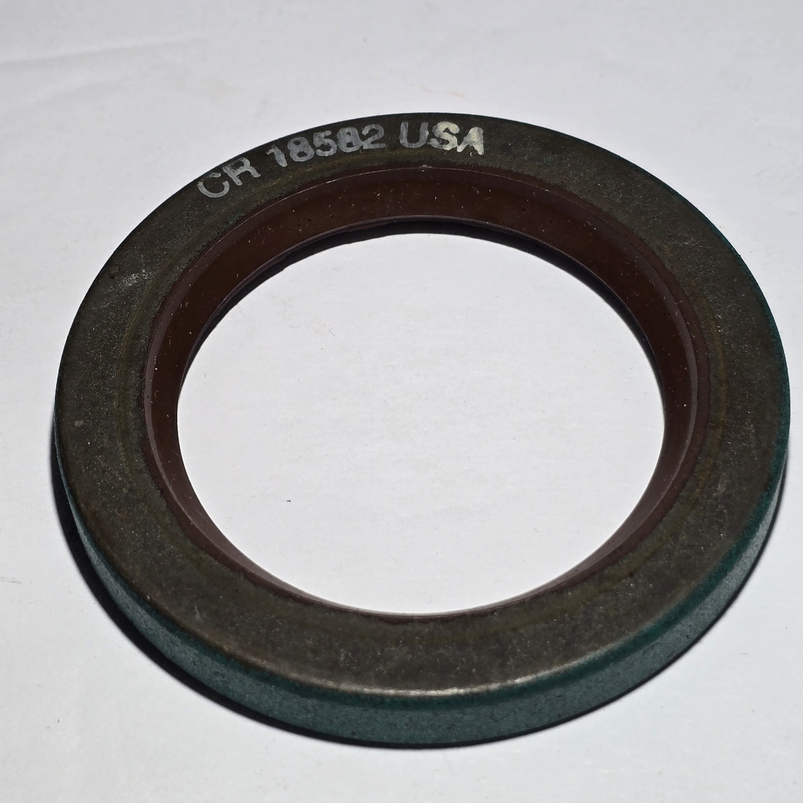 18582 CR Joint Radial Shaft Seal Made In USA – VP-252 Shaker Drive SKF Chicago